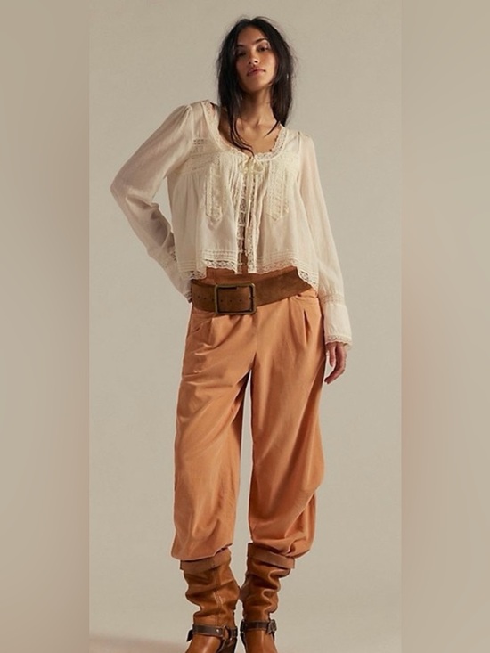 Free People Pants - Free People Nice choice cord jeans. NWT. Peach pansy